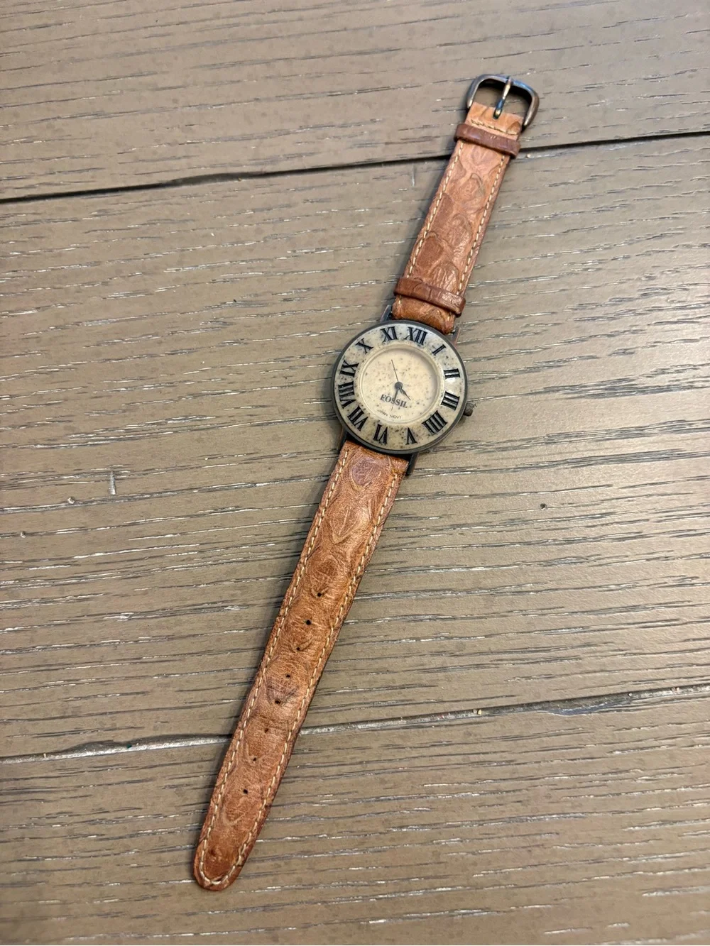 Vintage Fossil Women’s Stone face and brown leather strap Watch